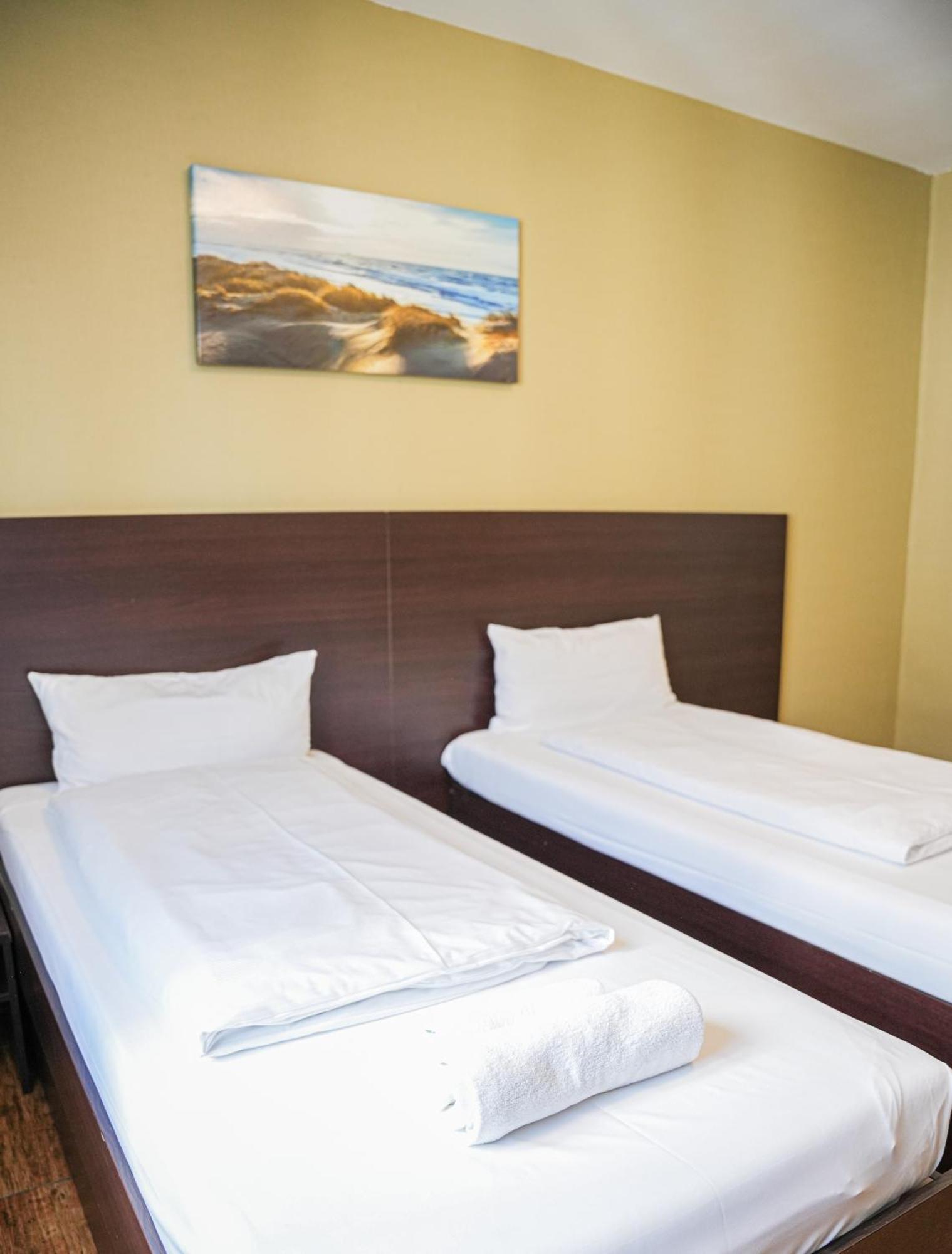 Hotel City Star Франкфурт на Майн Екстериор снимка