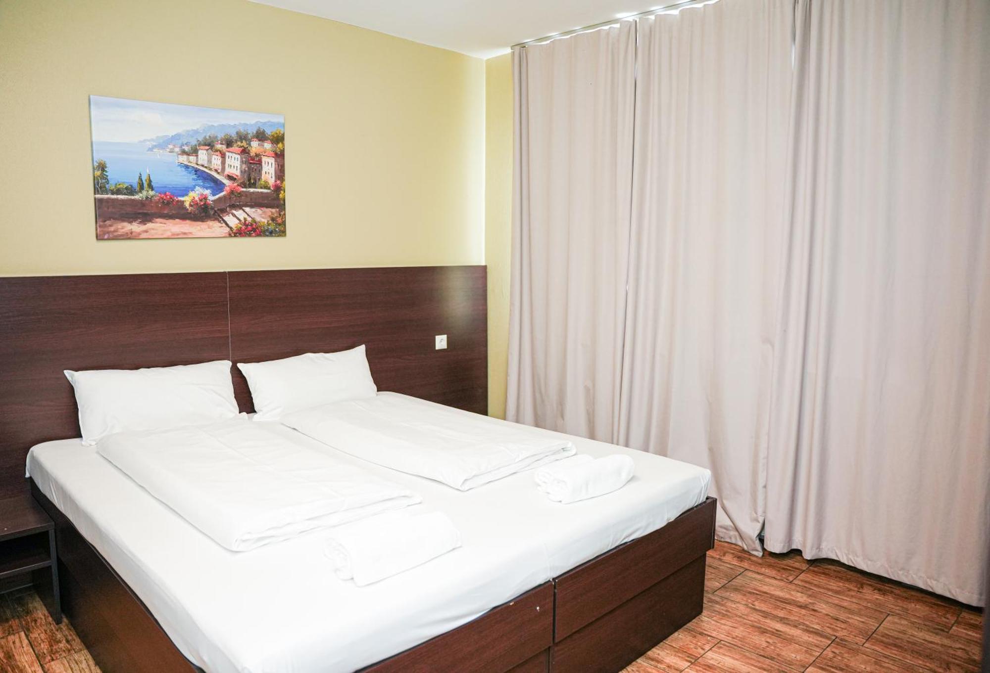 Hotel City Star Франкфурт на Майн Екстериор снимка
